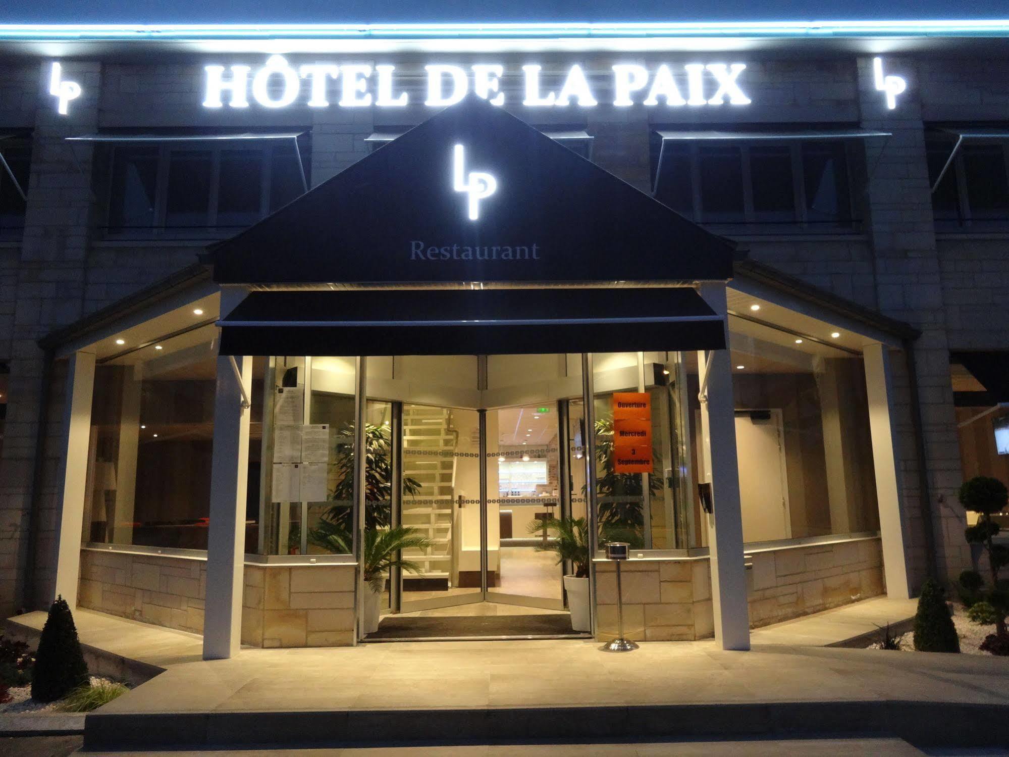 Hotel De La Paix Bapaume Esterno foto